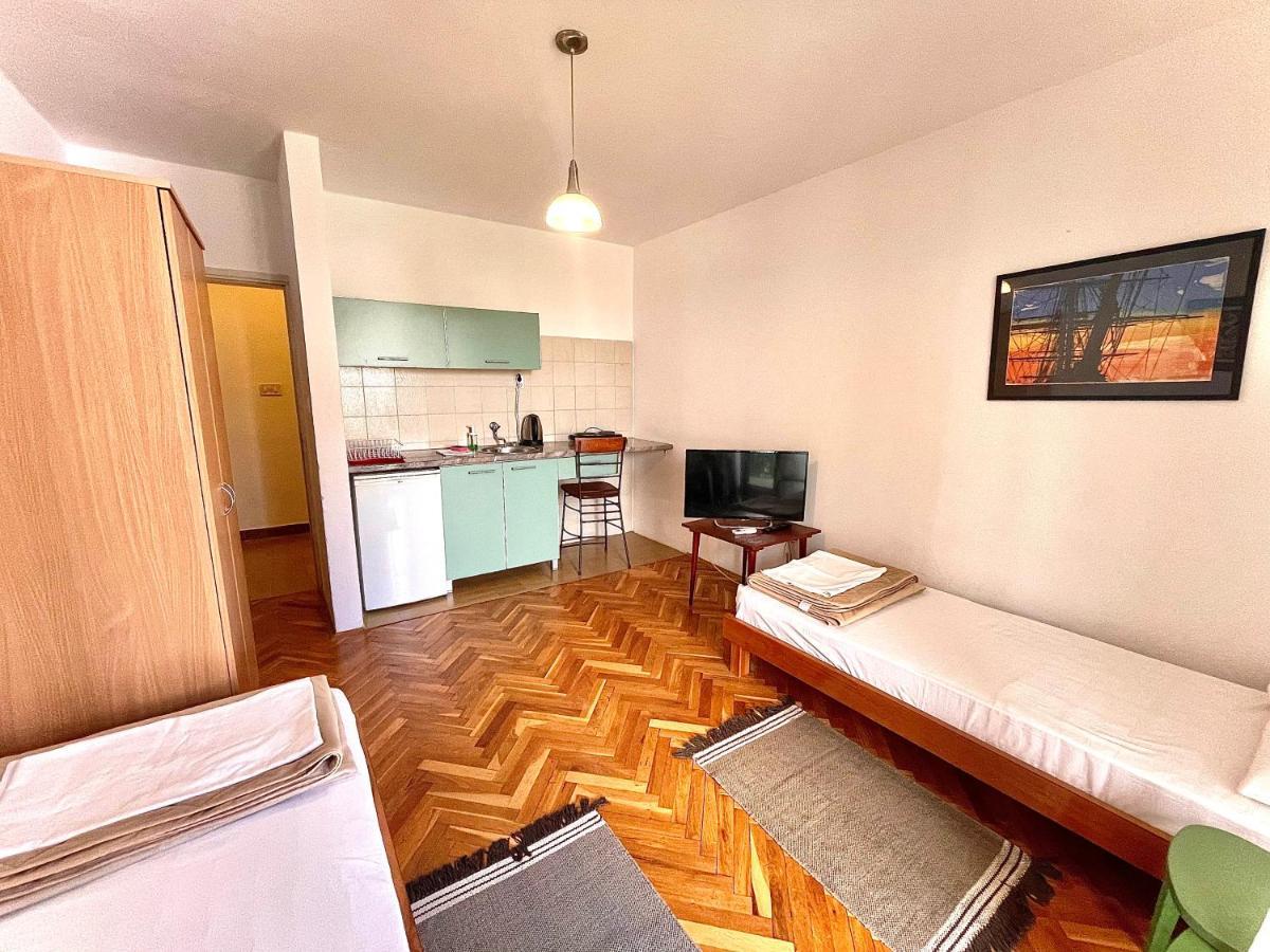 Apartments Maslina Свети-Стефан Экстерьер фото