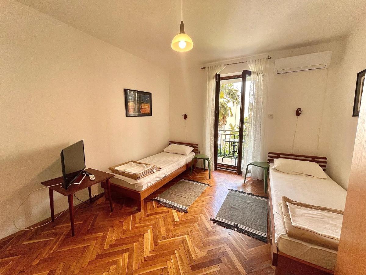 Apartments Maslina Свети-Стефан Экстерьер фото